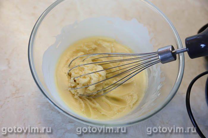 Крем із манго з білим шоколадом і вершками