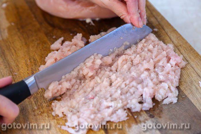 Момо з куркою (непальські вареники)