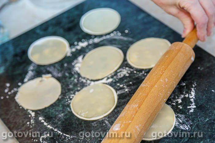 Момо з куркою (непальські вареники)