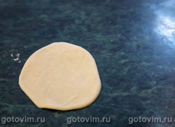 Пельмені з лисичками в сметані