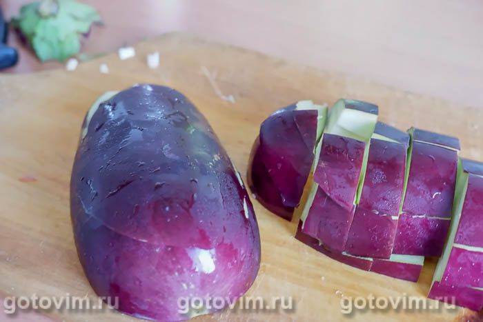 Макарони зі свининою та баклажанами