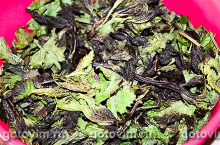 Пельмені з м'ясом і кропивою