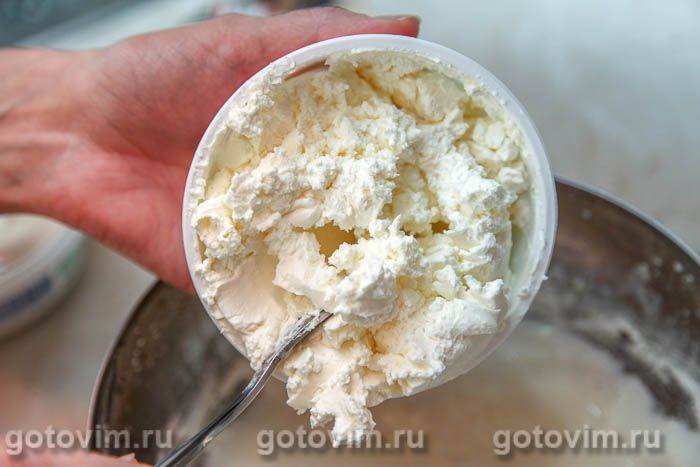 Полунична панна котта з маскарпоне