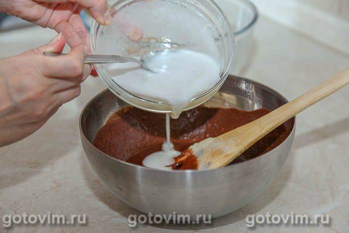 Двоколірний баварський крем із лохиною