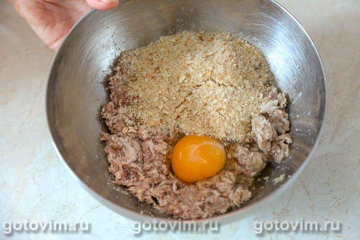 Котлети з баранини з грибами в хрусткому паніруванні