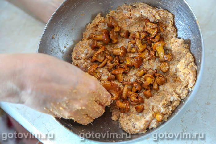 Котлети з баранини з грибами в хрусткому паніруванні