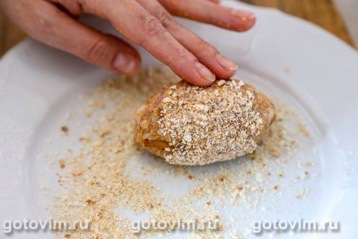 Котлети з баранини з грибами в хрусткому паніруванні