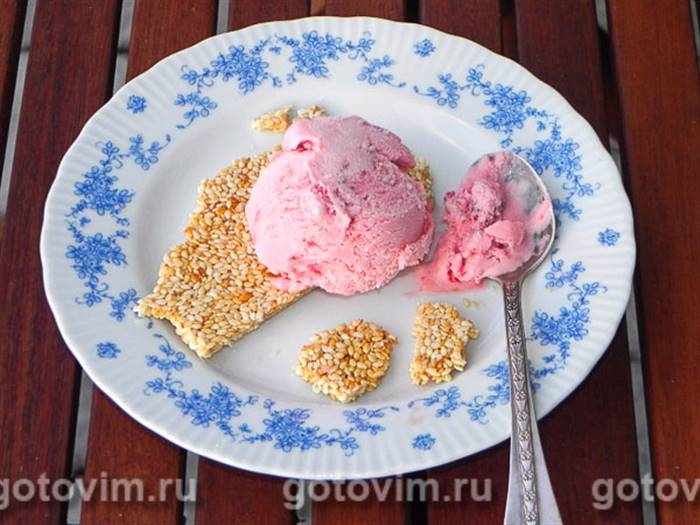 Кунжутні козинаки до морозива. Фотографія рецепта