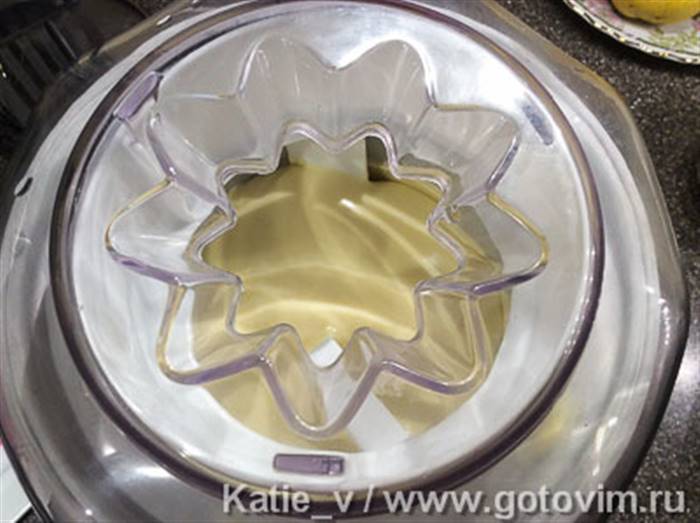 Пломбір у морожениці