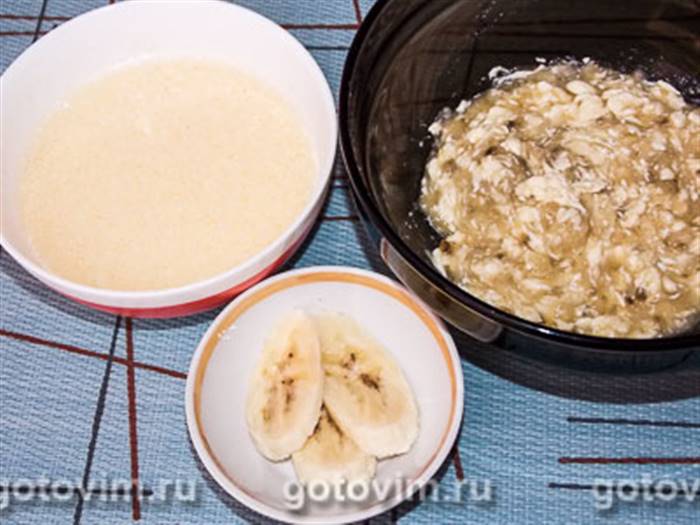 Банановий пудинг у мікрохвильовці