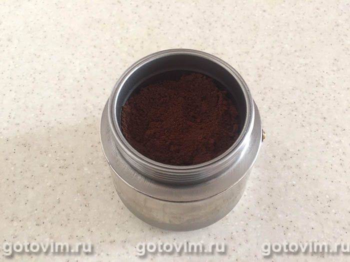 Як варити каву в гейзерній кавоварці 