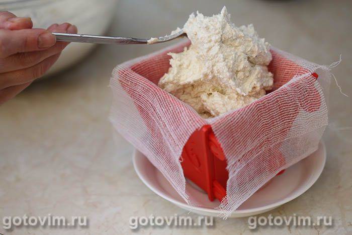 Сирна паска з банановим кремом